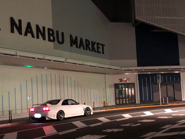 スカイラインのドライブスポット・ドライブ・南部市場ブランチ・遅めなハロウィン・スカイラインに関するカスタム事例の投稿画像1枚目