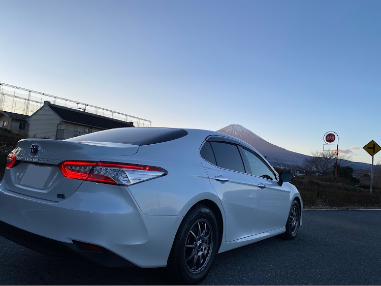 カムリの今年1年ありがとうございました・来年もよろしくお願いします・ドライブ・富士山に関するカスタム事例の投稿画像3枚目