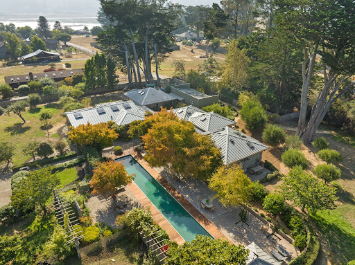 Maison avec piscine et jardin 1