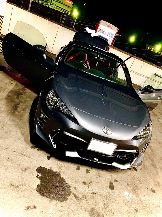 86の洗車・86BRZ・86 zn6・86後期・クルマ好きと繋がりたいに関するカスタム事例の投稿画像1枚目