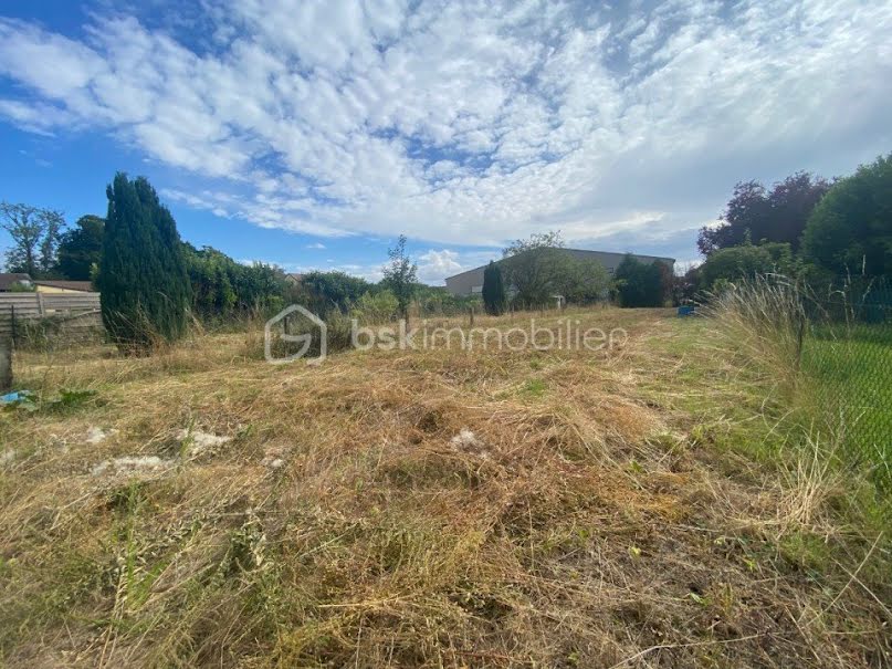 Vente terrain  1006 m² à Suippes (51600), 55 500 €