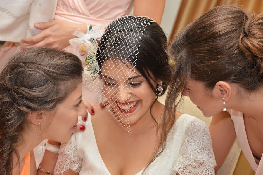 Fotografo di matrimoni Constantia Katsari (constantia). Foto del 27 febbraio 2017