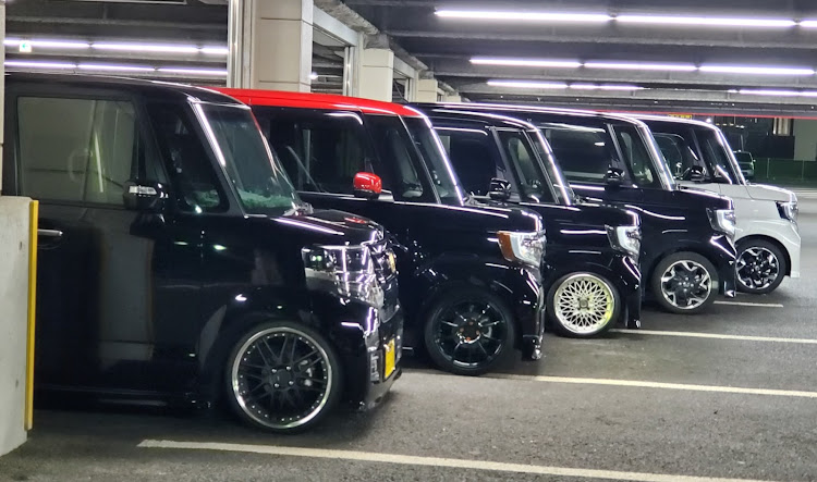 Nボックスカスタムのコラボ(*’ω’*)に関するカスタム事例の投稿画像2枚目