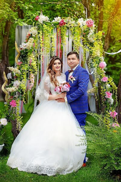 Свадебный фотограф Амир Сулейманов (suleymanov). Фотография от 11 февраля 2021