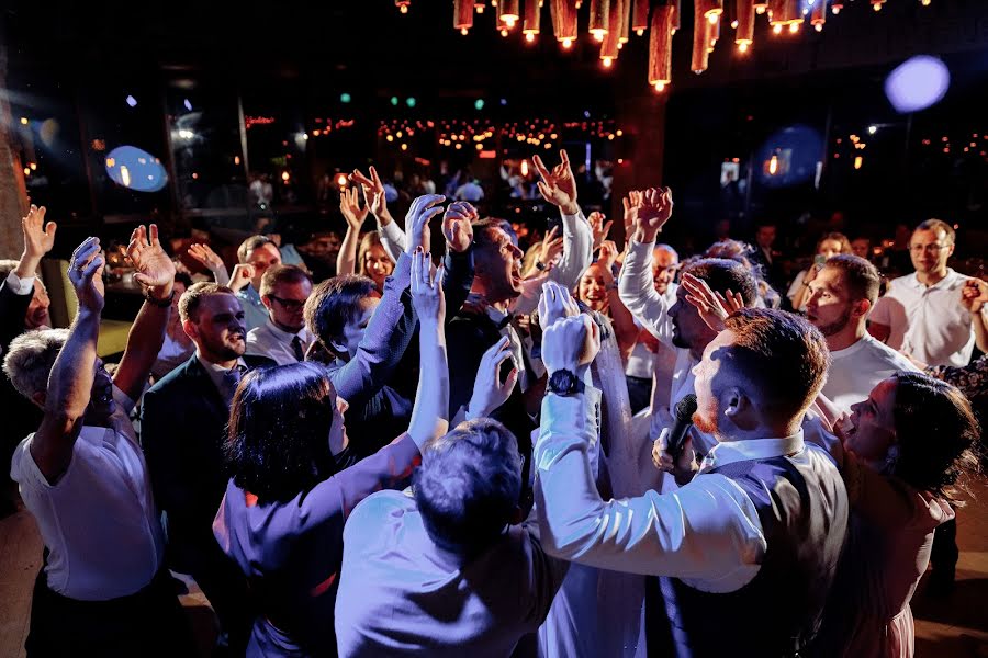 Fotógrafo de casamento Anton Tarakanov (taratoshe). Foto de 26 de agosto 2019