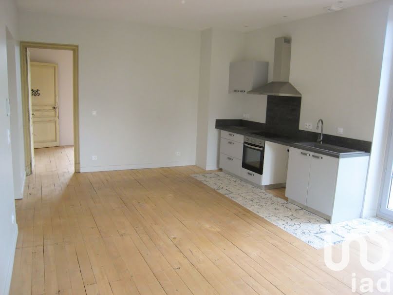 Location  appartement 3 pièces 61 m² à Cahors (46000), 720 €