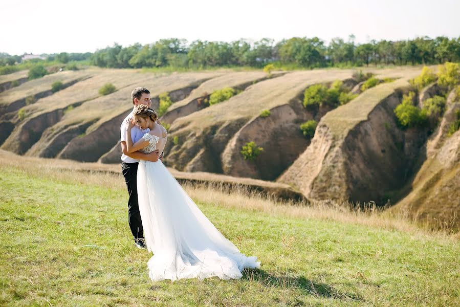 Photographe de mariage Yuliya Romaniy (juliyuli). Photo du 23 septembre 2018