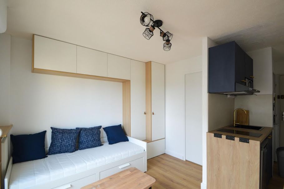 Location meublée appartement 1 pièce 16 m² à Pau (64000), 430 €