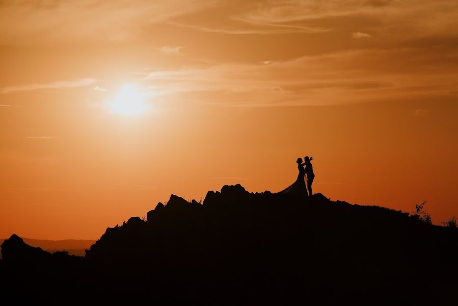 Fotografo di matrimoni Kamil Jargot (kamiljargot). Foto del 1 agosto 2017