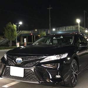 カムリ AXVH70