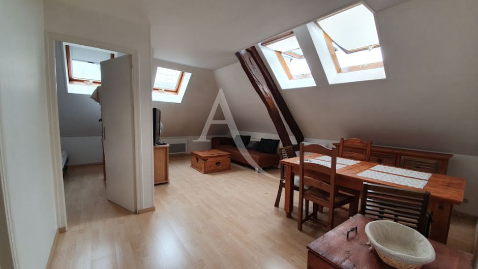 Location  appartement 2 pièces 30 m² à Soissons (02200), 451 €