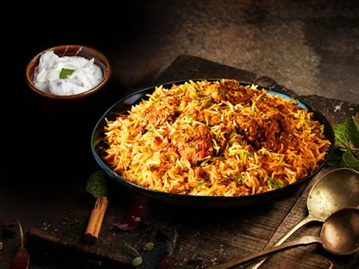 Dum Chicken Tikka Biryani (Boneless, Serves 1)