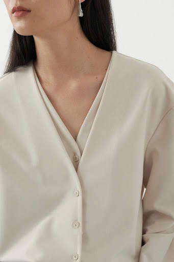 Title 15, Lazy Three-dimensional Lantern Sleeve Simple V-...