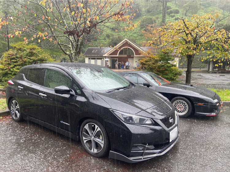 リーフのドライブ・お車で観る映画館・奥多摩・旧車ミーティング・林道仙人に関するカスタム事例の投稿画像2枚目