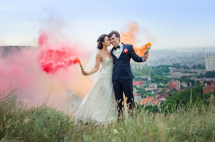 Fotógrafo de bodas Nina Dubrovina (ninadubrovina). Foto del 14 de enero 2016