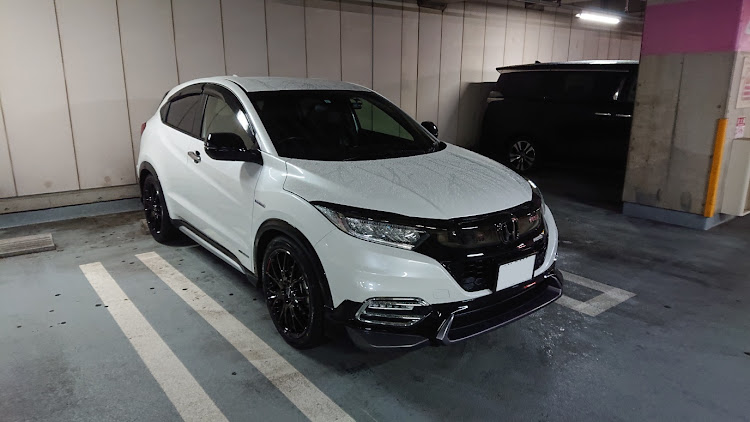 ヴェゼルの無限MUGEN・モデューロ・退院しました！・RAYS・フルエアロに関するカスタム事例の投稿画像1枚目