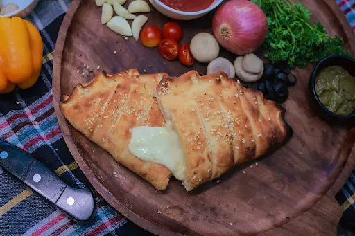 BBQ Chicken Cheese Garlic Bread