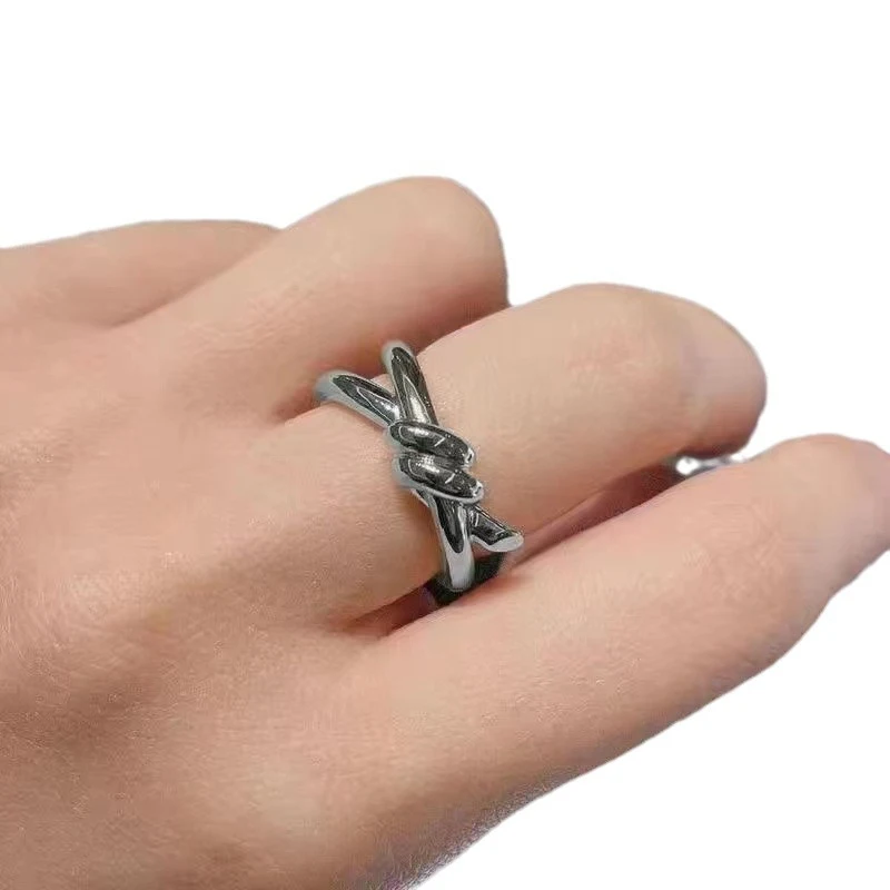 Bague Créative avec Nœud en Diamant Haut de Gamme pour Femme Bijou Élégant et Sophistiqué Cadeau Idéal pour Toutes Occasions Spéciales
