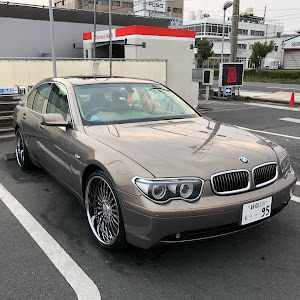 7シリーズ 745i