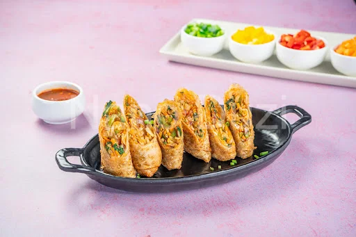 Vegetable Spring Roll (4 Pcs)