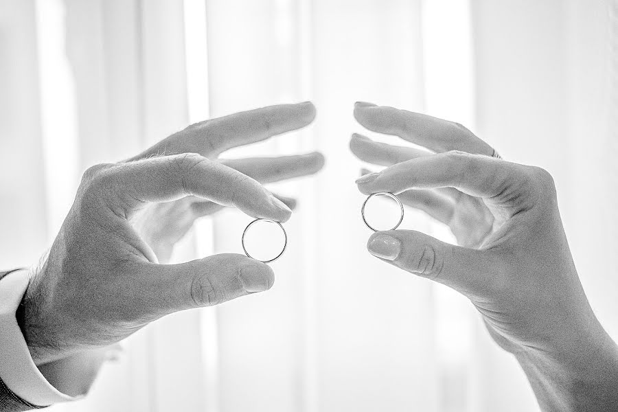 Wedding photographer Aleksandr Zotov (aleksandrzotov). Photo of 10 October 2019