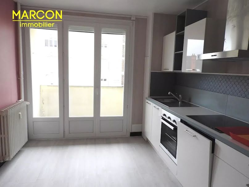 Location  appartement 4 pièces 88 m² à Gueret (23000), 704 €