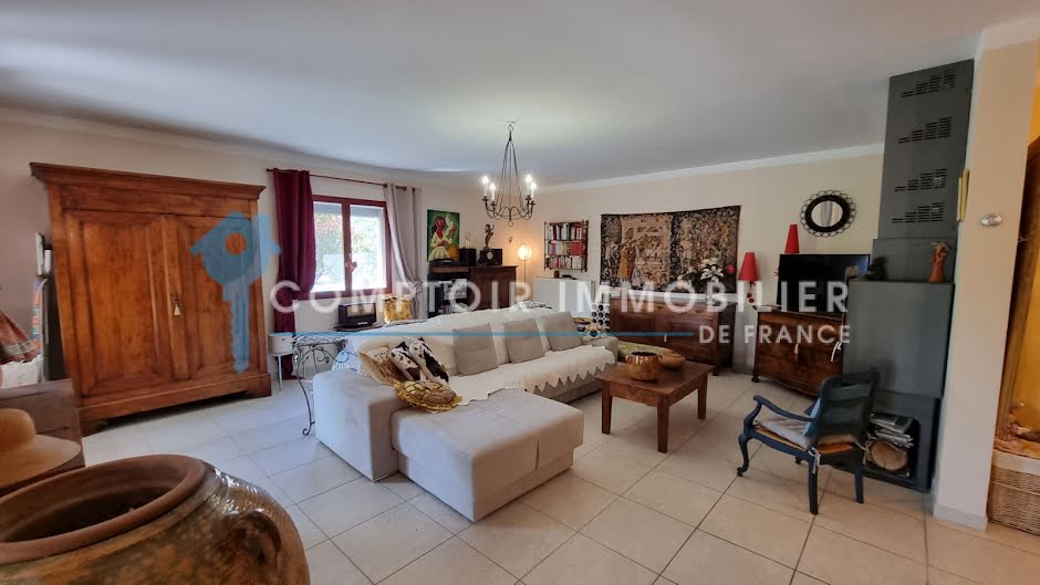 Vente villa 5 pièces 132 m² à Ruoms (07120), 426 400 €