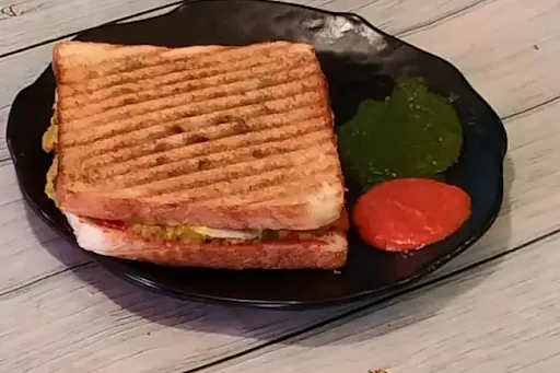 Chicken Toast Sandwich [Serves 1]