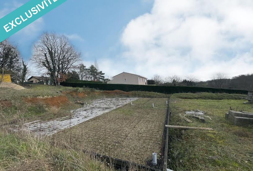  Vente Terrain à bâtir - 2 397m² à Chazelles (16380) 