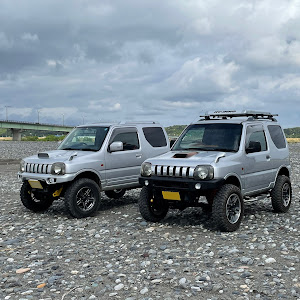 ジムニー JB23W