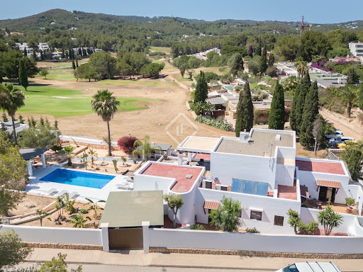 Villa 4