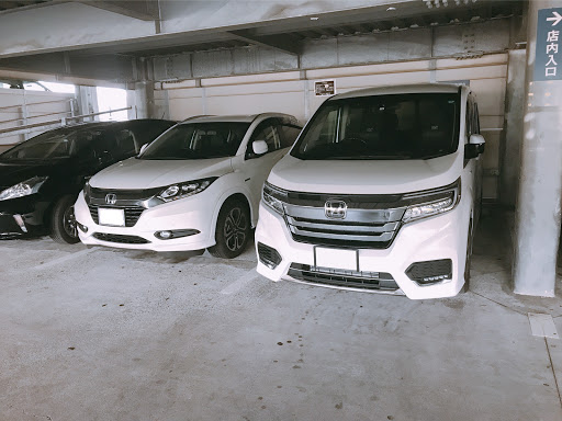 ステップワゴン Rp3の避難 立体駐車場 ラウンドワン ホンダ コラボ ステップワゴンスパーダに関するカスタム メンテナンスの投稿画像 車のカスタム情報はcartune