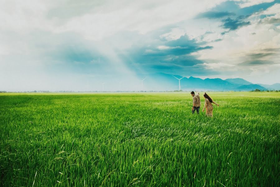 Fotógrafo de casamento Phạm Viết Phi (romstudios). Foto de 19 de agosto 2019