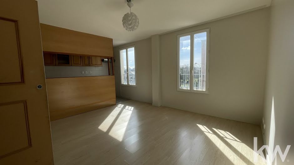 Vente maison 21 pièces 435 m² à La Courneuve (93120), 1 299 000 €