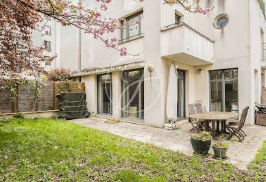 Maison avec jardin et terrasse 1