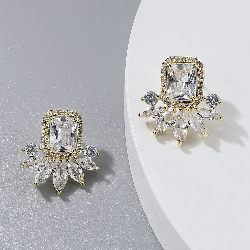 Title 2, Boucles doreilles femme géométriques en zircon...