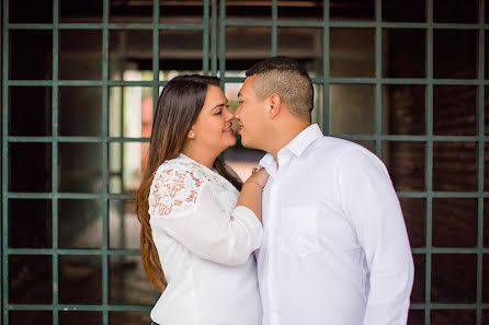 Fotógrafo de casamento Luis Arnez (arnez). Foto de 27 de junho 2016