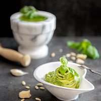 Un assaggioo di pesto? di franca111