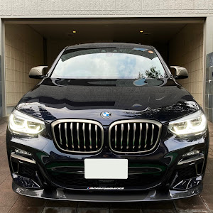 X4 M40i