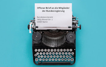 Offener Brief Schreibmaschine.jpg