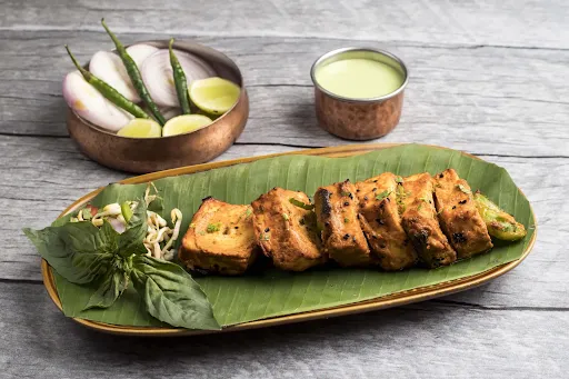 Paneer Achaari Tikka