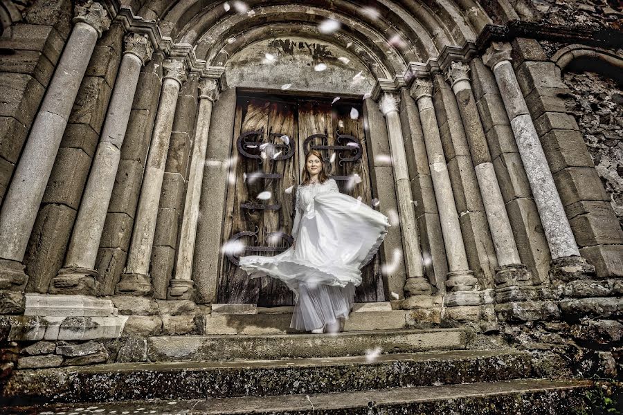 Esküvői fotós Constantin Butuc (cbstudio). Készítés ideje: 2023 március 15.