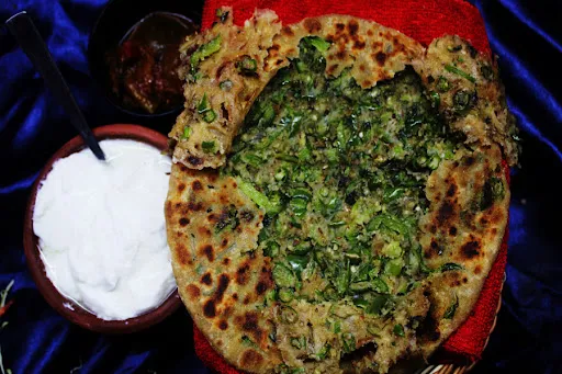 Tawa Hari Mirchi Parantha