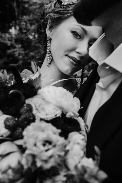 Wedding photographer Valeriya Lebedeva (minty). Photo of 13 January 2019