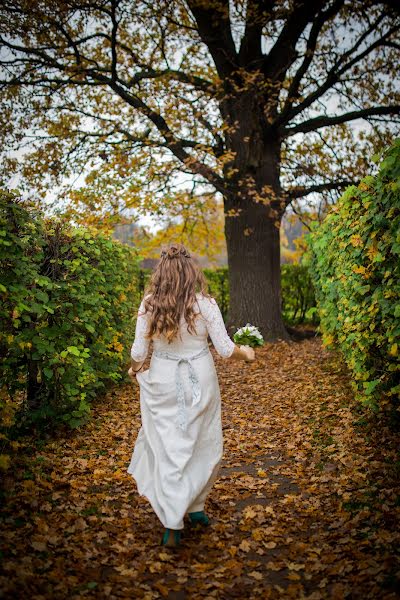 Bröllopsfotograf Yuliya Rozhkova (uzik). Foto av 11 oktober 2016