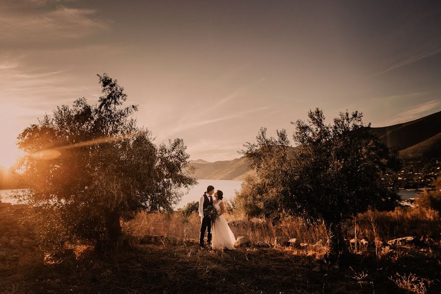 Fotografo di matrimoni Sofia Konstantinos Paschalis (wedpashalis). Foto del 13 aprile 2020