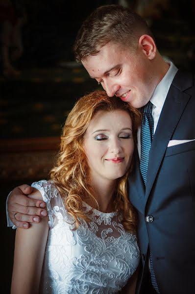 Jurufoto perkahwinan Wojtek Mosior (fotografiawmos). Foto pada 24 Februari 2020