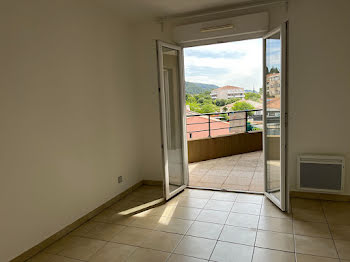 appartement à Le Luc (83)