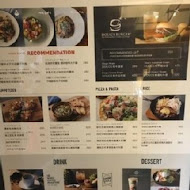 蔦屋書店 Tsutaya Bookstore