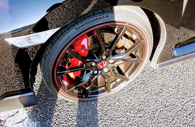 S660のディーラーに行ってきた・対策品に交換・目の保養に関するカスタム事例の投稿画像5枚目